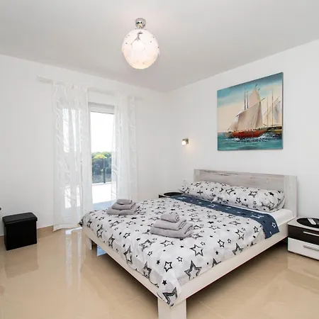 빌라 La Perla Pula,kroatien *