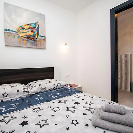 빌라 La Perla Pula,kroatien