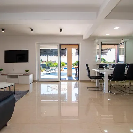 La Perla Pula,kroatien * 풀라