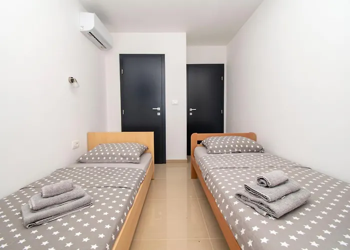 La Perla Pula,kroatien 빌라 *